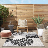 Aloha Indoor/Outdoor Floral Black White Area Rug