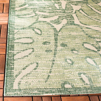 ourtyard Collection  Indoor/ Outdoor Non-Shedding Stain Resistant Patio Backyard Soft Area Rug Beige / Green