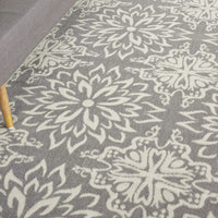 Transitional Floral Ivory/Grey Area Rug