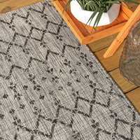 Moroccan Geometric Textured Weave Indoor/Outdoor Gray/Black