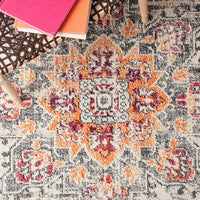 Boho Chic Medallion Distressed Soft Area Rug, Beige / Orange