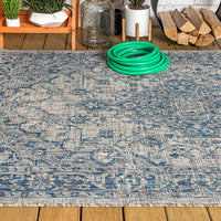 Rozetta Boho Medallion Textured Weave Indoor/Outdoor Gray/Navy