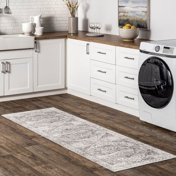 Brielle Machine Washable Vintage Medallion Area Rug